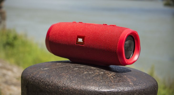 Jó befektetés a JBL Charge hangszórói A JBL hangszórója a tökéletességet képviseli elérhető áron