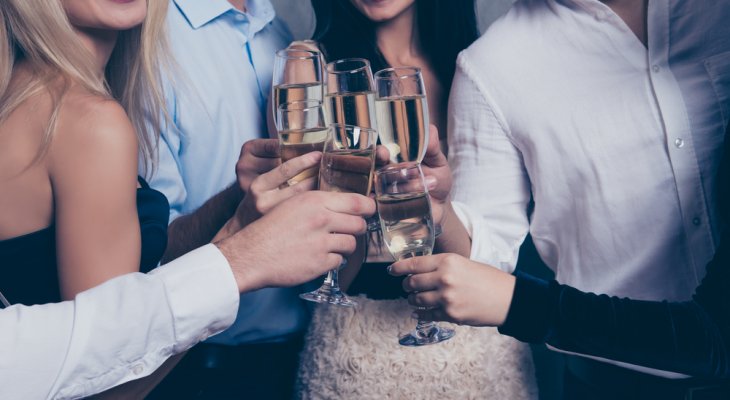 Kínos történetek céges bulikról!