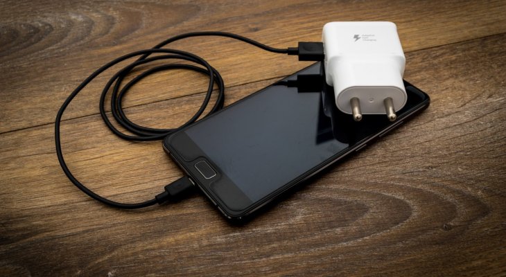 10 trükk, mellyel mobilod akkumulátora tovább bírja, mint egy nap! Telefon akkumulátor trükkök