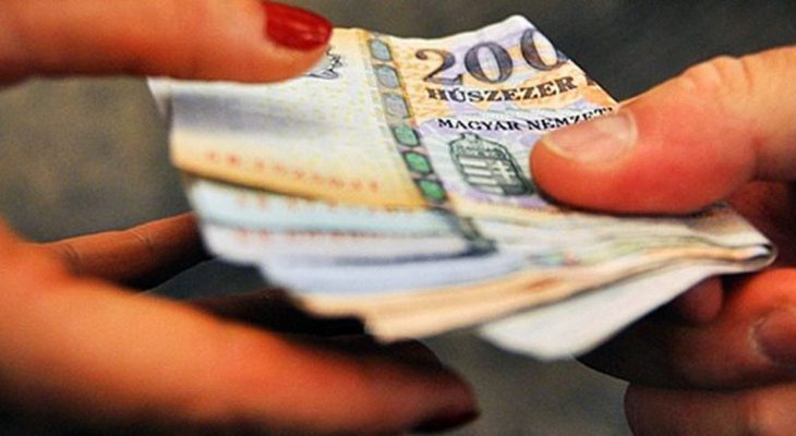 Itt vannak a pontos számok! Ennyi lesz a minimálbér 2019-ben! Minimálbér összege 2019-ben!