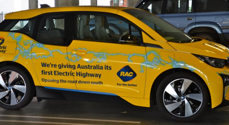 Jövőre már csak elektromos taxik közlekedhetnek Dubrovnikban! Elektromos taxik Dubrovnikban
