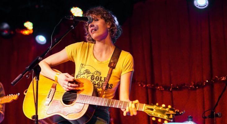 Szépséges és sikeres énekesnők manapság