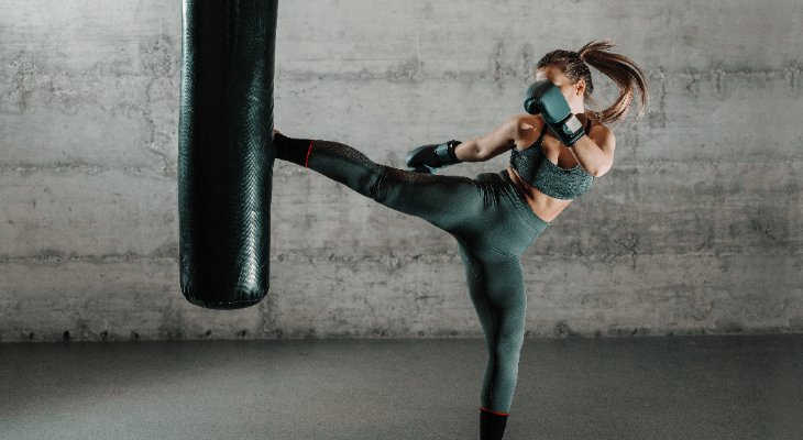 Ez a gyönyörű ex Playboll-modell bokszoló akar lenni